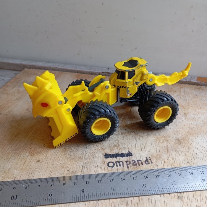 MAINAN mainan truck monster jam scoops