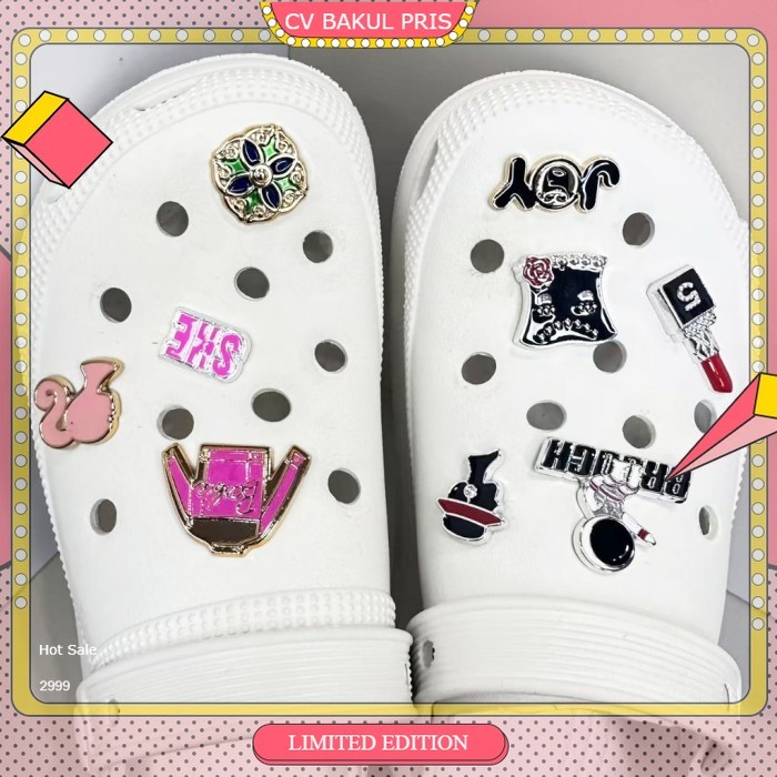 Jibbitz Crocs Wanita Charms Jibbitz Pin sendal Crocs Perempuan A38 - 99-129A