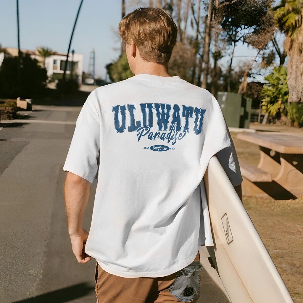 SURFINCLO T-Shirt White Uluwatu Paradise StreetWear Kaos Katun Combed 24s Nyaman Menyerap Keringat