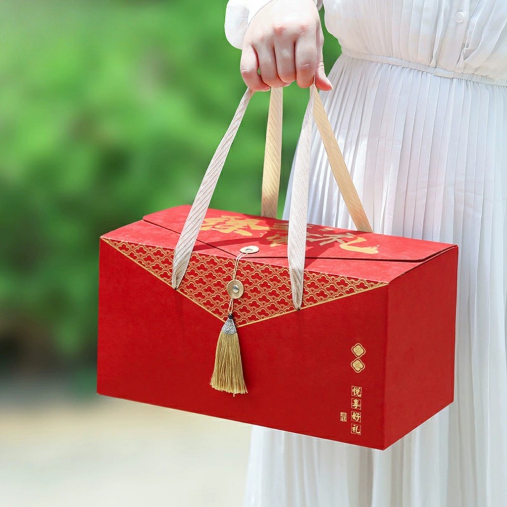 

Hampers Parcel Box Gift Kado Kosong Kardus Hadiah Souvenir Anniversary Birthday Engagement Ultah Wedding Perkawinan Sang Jit Seserahan Dry Food Makanan Kering Roti Cake