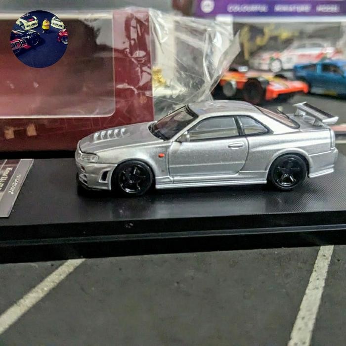 HJ99 Diecast MotorHelix Nissan Skyline GTR R34 Nismo Z Tune Silver