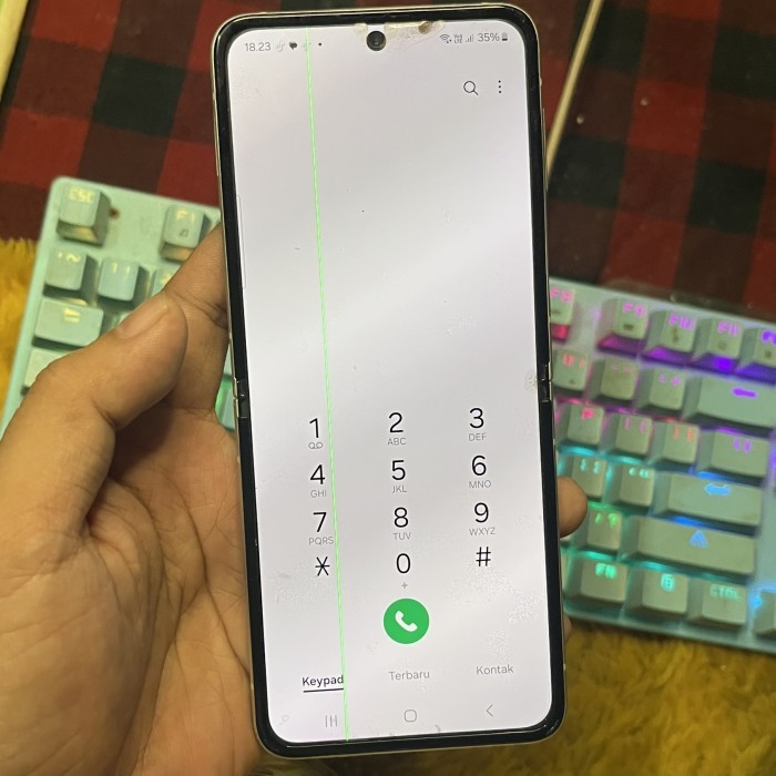 Samsung Z flip 3 8 256gb exs sein bekas ada minus