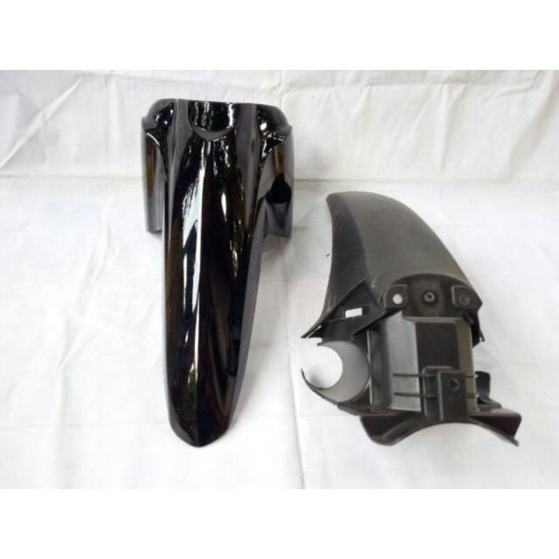 COVER LUMPUR SPAKBOR SELEBOR DEPAN SUPRA X 125 BATMAN SET DEPAN TENGAH warna maron dan hitam Bahan t