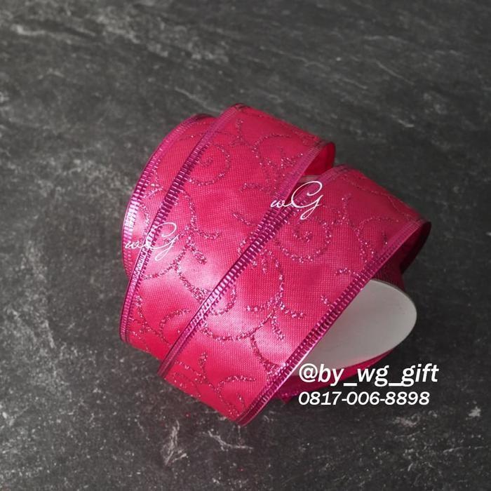 

Pita Satin Gliter Garis Pink ; Lebar 3.8 cm; Panjang 10 yard - Pink