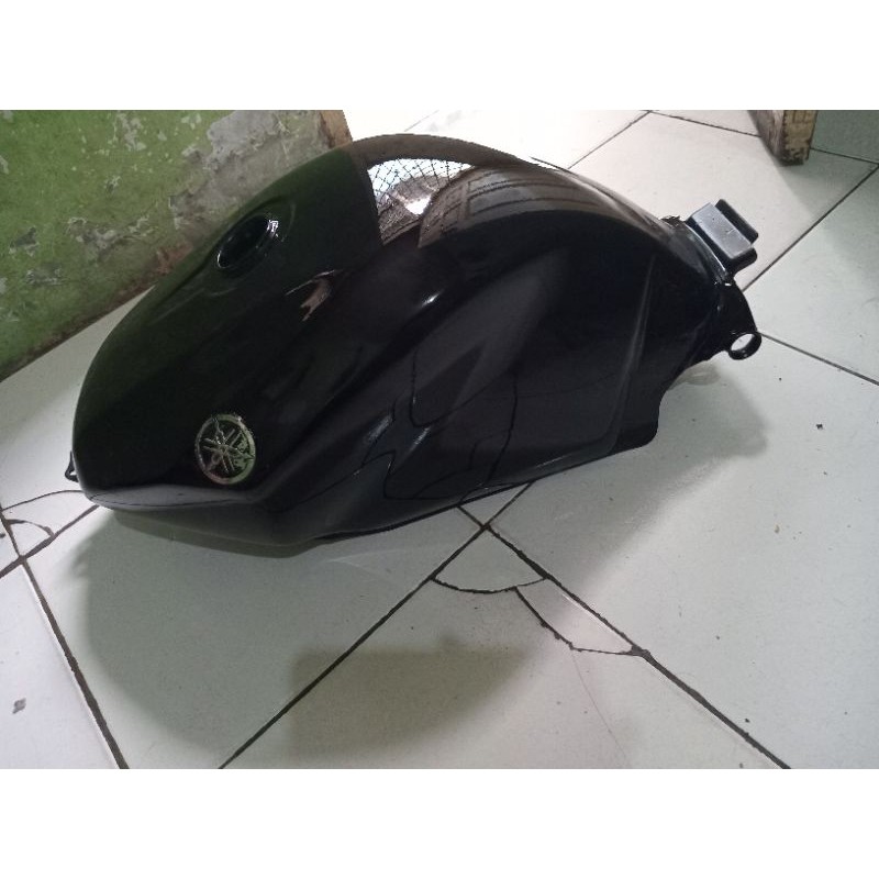 Tengki Motor VIXION Old