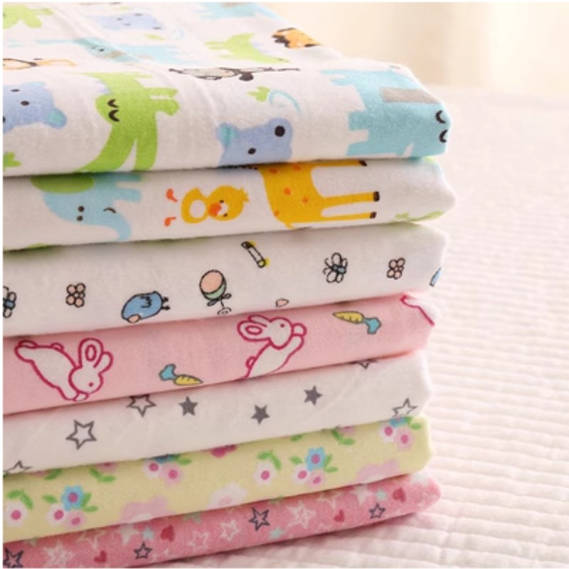 

100% cotton flannel fabric with cartoon printed for baby, autumn and winter sleepwear, baby bib, clothes, brushed fabric, t315