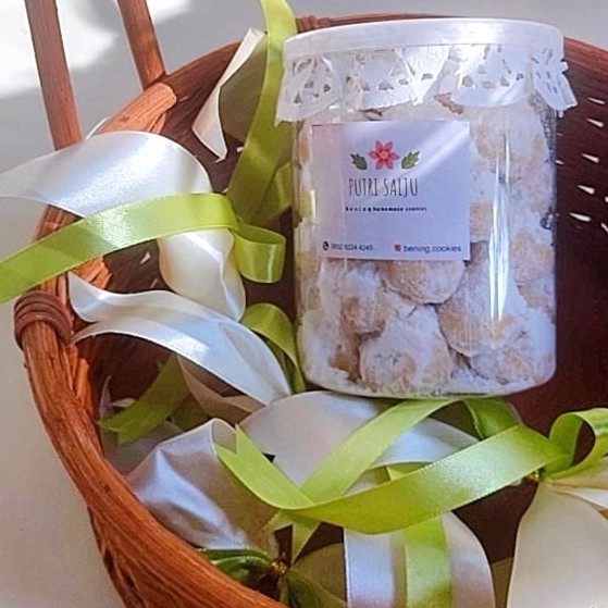

Putri Salju Premium