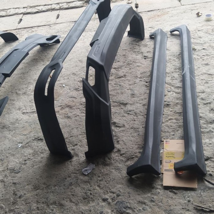 bodykit venturer facelite bodykit kijang innova venturer