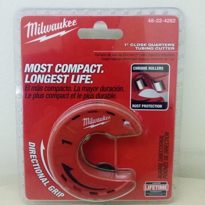 

Milwaukee Close Quarters Tubing Cutter - 1" (48-22-4262)