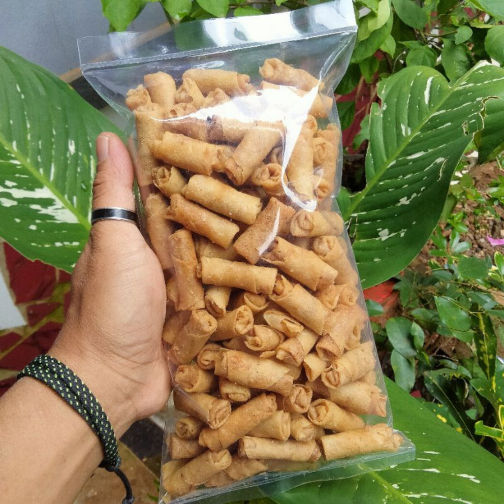 

SALE CAMILAN SALE sumpia isi abon sapi 1 Kg sumpia rasa udang yg renyah sumpia isi abon sumpia udang 1Kg