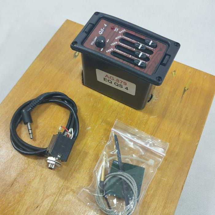 Equaliser Gitar QS-4 corak kayu