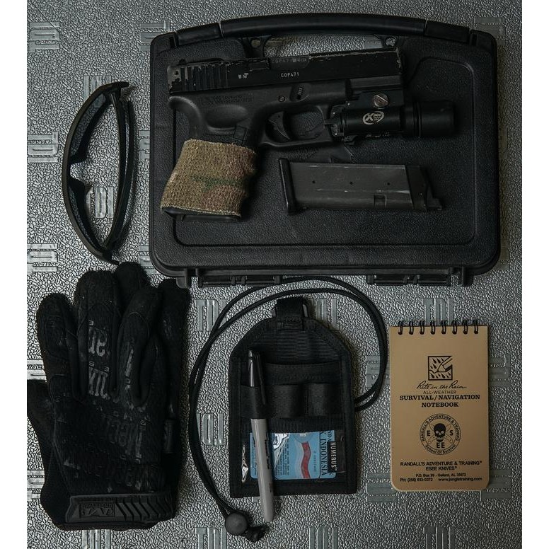 

Tactical ID Card holder - Black - Numerus Urban Tactical Wear - Lanyard - Black