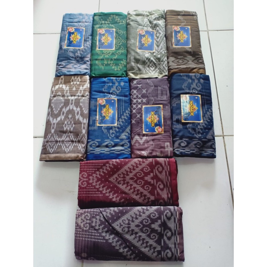 Kain Sarung Wadimor Motif Bali
