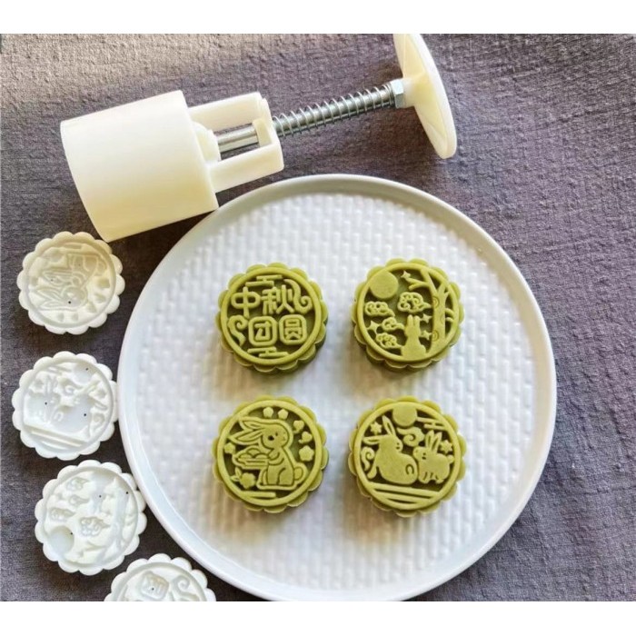 Cetakan Kue Bulan Bulat Kelinci Rabbit Cartoon Mini Mooncake Mold - A