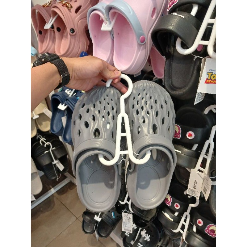 MINISO Men's Clogs ( sandal clogs cowok) Slipper Slippers Slip On Sendal Selop