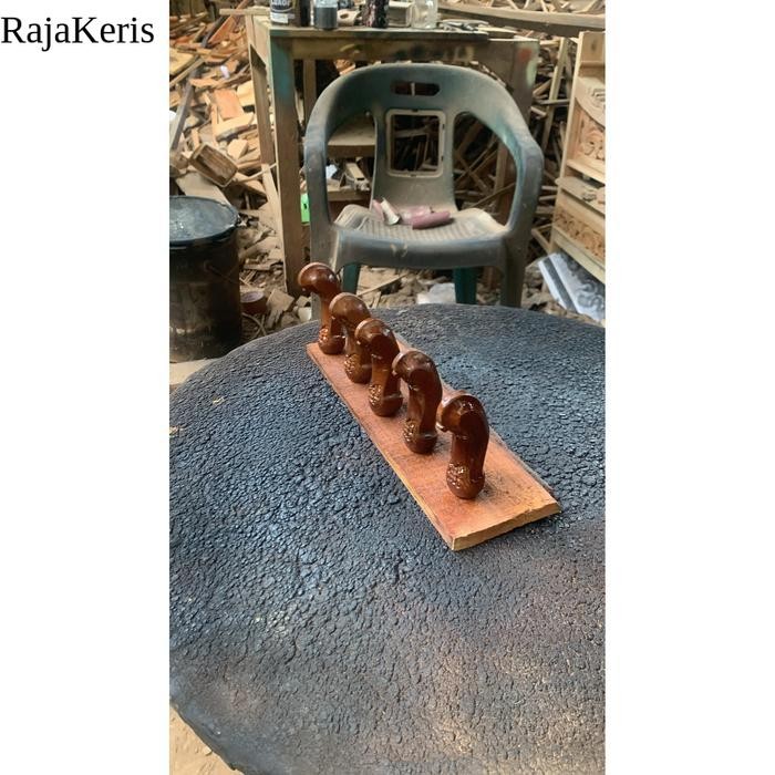 deder keris pakem jogja termurah dari kayu jati finishingan gratis stel bk Keris sengkelat majapahit