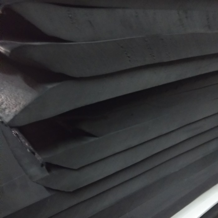 spon Eva/spon busa ati hitam lembaran 10 mmx120cmx210cm