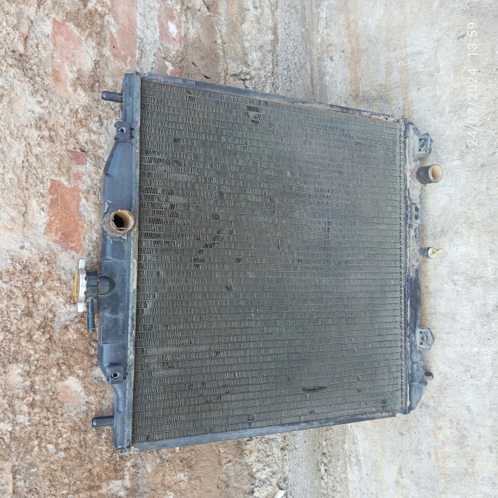 Radiator xenia avanza 1.0 old lama copotan