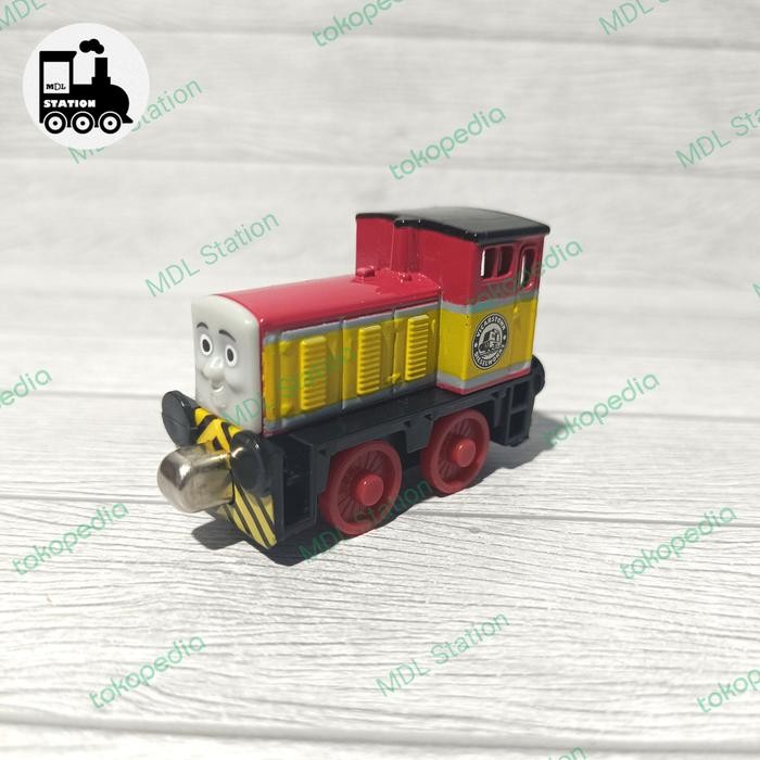 XCMH Thomas and Friends Diecast - Dart (MAGNET)