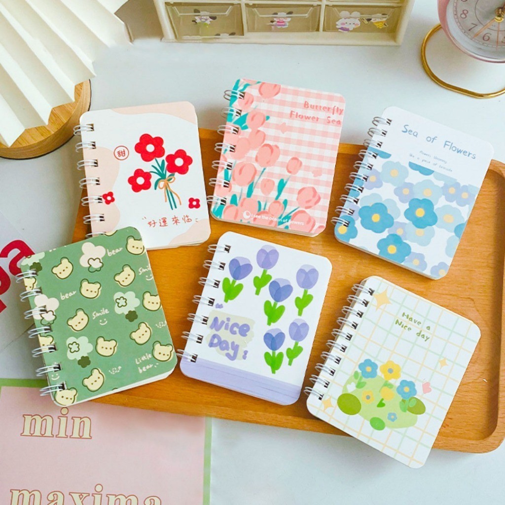 

4Pcs Mini Notebook Set Binder Kuliah Buku Diary Aesthetic Notebook Buku Tulis Sekolah Buku Catatan Cute Portable Notepad Small Diary Planner