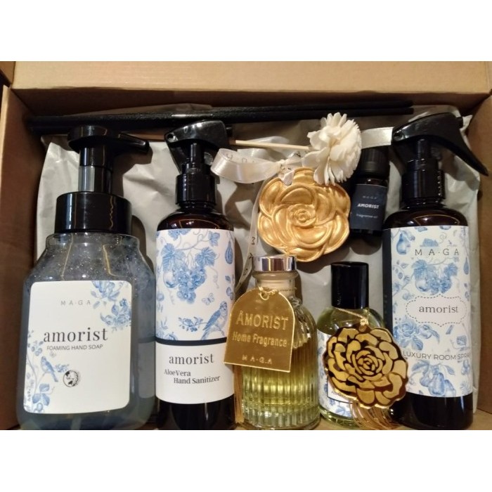 

Best Seller Exclusive Birthday Gift Box Kado Present Hamper Body & Home Fragrance - Choice A, Flowerhead