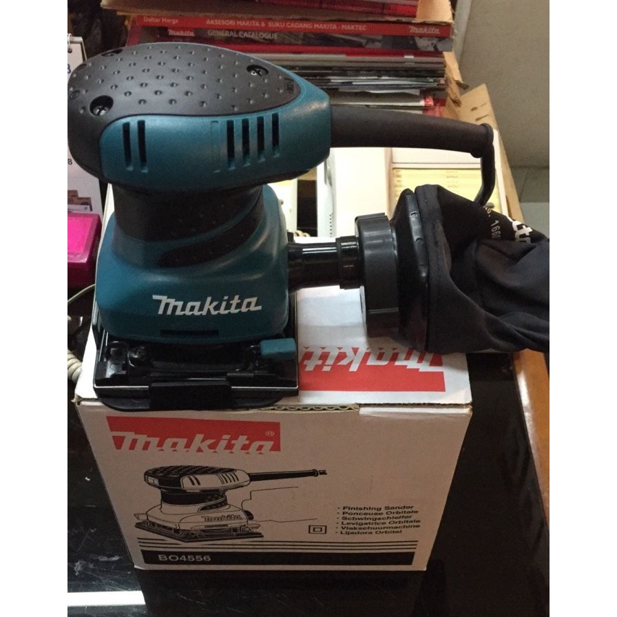Makita BO 4556