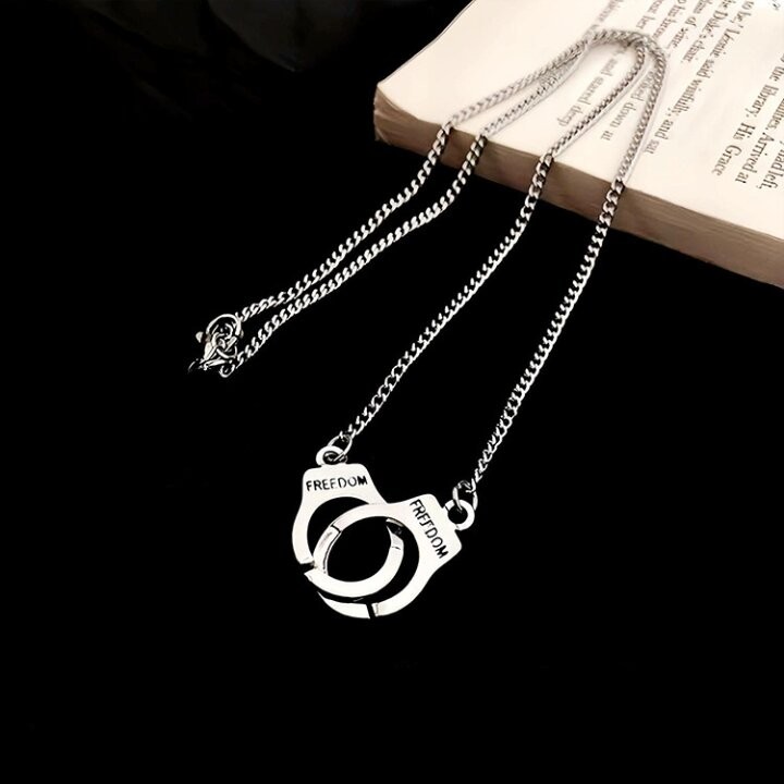 KALUNG RANTAI TITANIUM STAINLESS STEEL SILVER HIP-HOP LIONTIN BORGOL FREEDOM CHAIN NECKLACE ANTI KAR