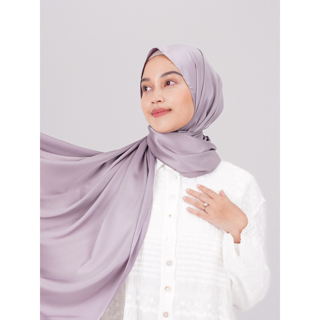 Kerudung Pashmina Silk Flowy