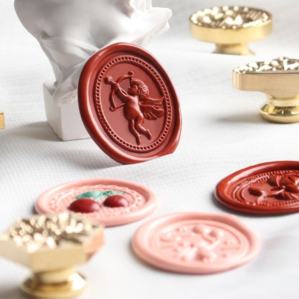 

Cupid Hand Account Flower Wedding Invitation Card Fire Paint Seal Stamp Scrapbook Decoration Wax Seal Stamp Embossed Stamp