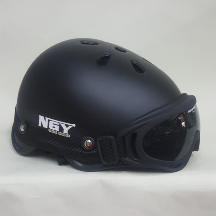 NEW Helm Sepeda + Kacamata - Hitam