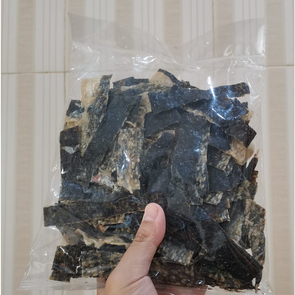 

MEMELASHOP KLF - Ikan asin nori vegan vegetarian mentah 100 gram / sesame nori chips / nori crispy / nori kehidupan / keripik vigen bites PRODUK 100% VEGAN