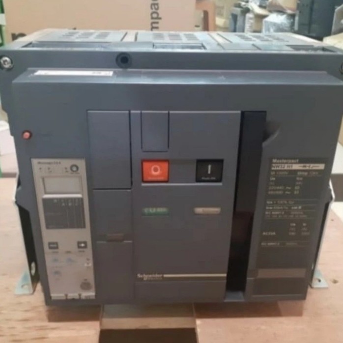 ACB NW 3200A 3P NW32H1 schneider komplit motorize+uvt ori