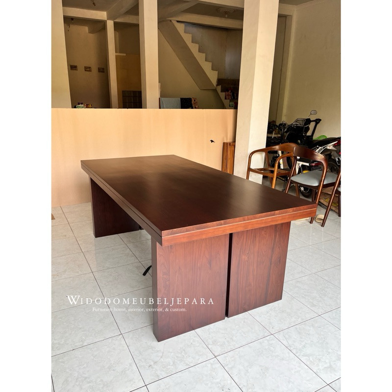 Meja jati 200x100 cm