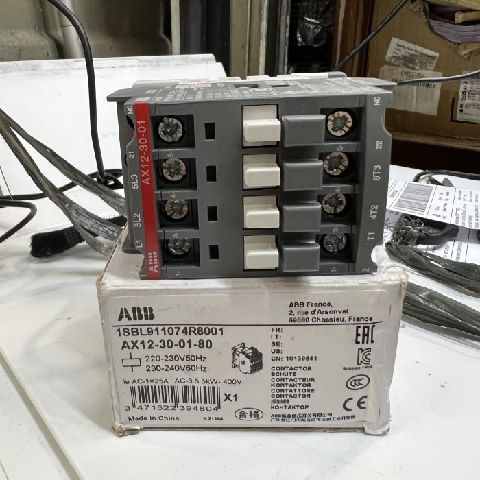 Kontaktor abb AX12-30-01 Barang baru original real picture