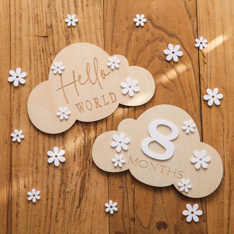 1Set Wooden Baby Month Milestone Card Cloud Shape Record Card Newborn Birthday Gift Souvenir Baby Ph