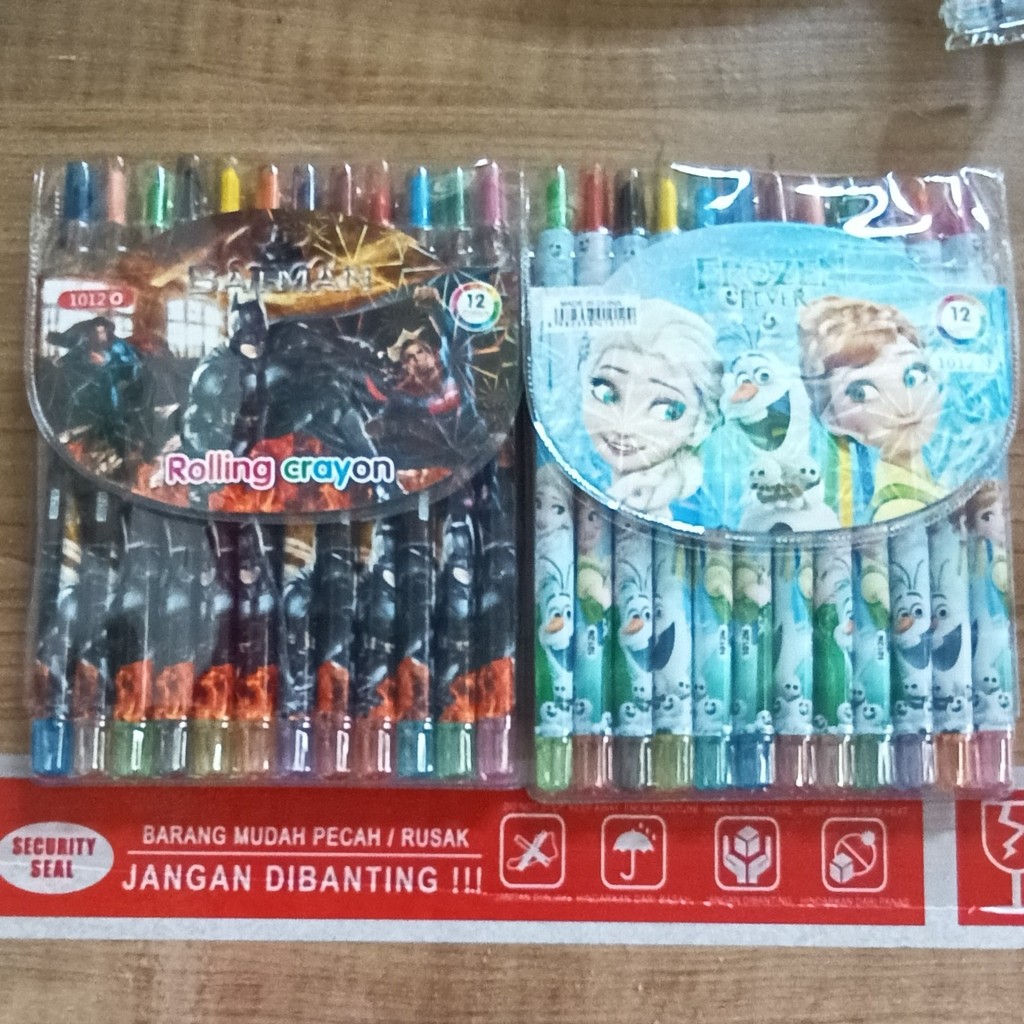 

Krayon Putar / Twist Crayon /crayon pen/ rolling crayon Panjang 12 Warna TWCR ada 2 karakter cowok dan cewek cek varian