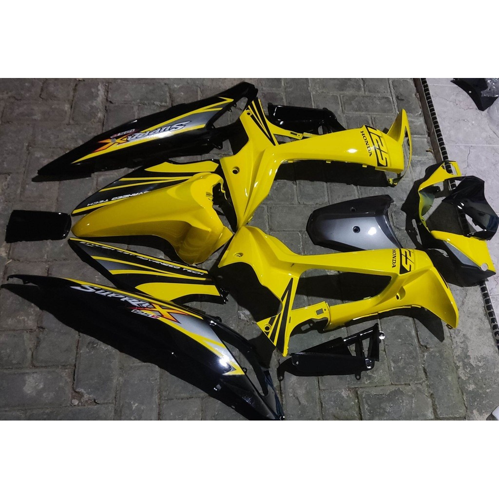 body supra x 125 batman fullset halus warna kuning dan body kasar, cover body supra x 125 batman war