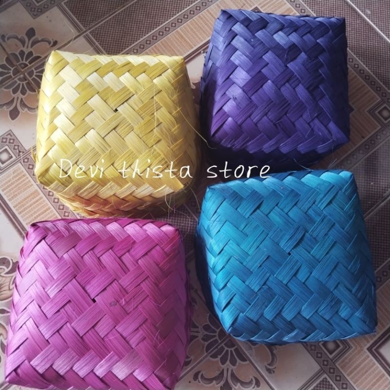 Besek Bambu Warna 15x15 Sepasang