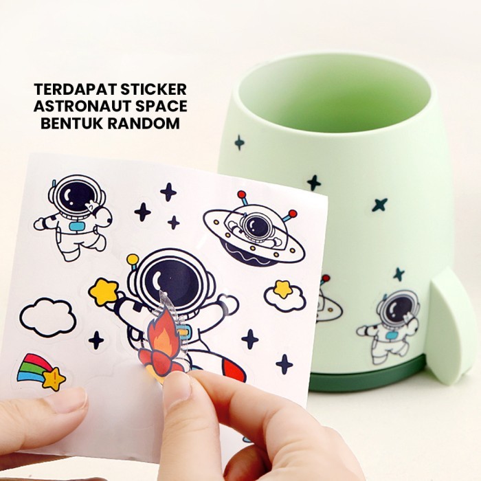 

Tempat Pensil Kartun Roket Astronot Lucu – Organizer Meja Belajar Anak Tema Luar Angkasa Unik