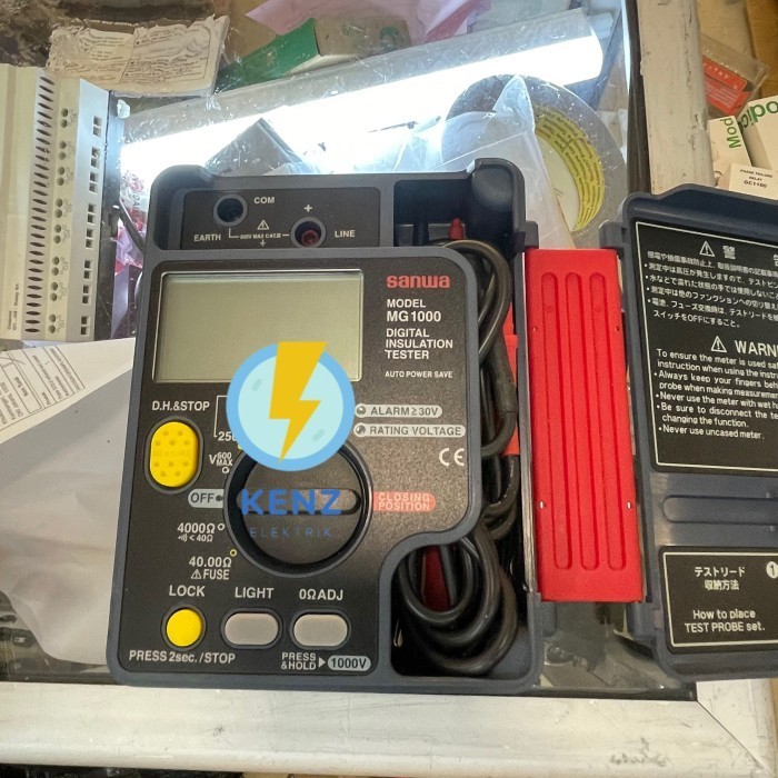 Sanwa MG1000 digital insulation