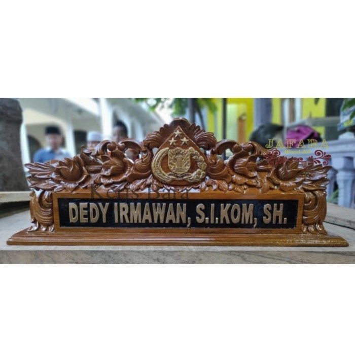 

Papan Nama Jabatan/Papan Nama Meja Kayu Ukiran Bunga Eropa Custome KB12134
