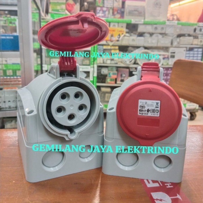 SURFACE MOUNTING LEGRAND 5PIN 32A 3PNE 32A iP44 LEGRAND 555259 ASLI