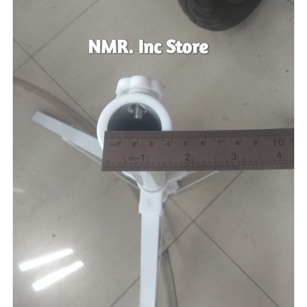 Kaki Tripod Penyangga Dudukan Payung Pantai Ukuran Besar.