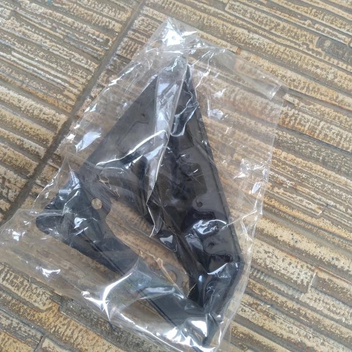 SALE karet spion kanan w124