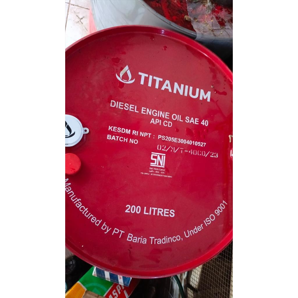 Oli Mesin Diesel SAE 40 Drum CD Titanium Eceran 1 Liter Literan