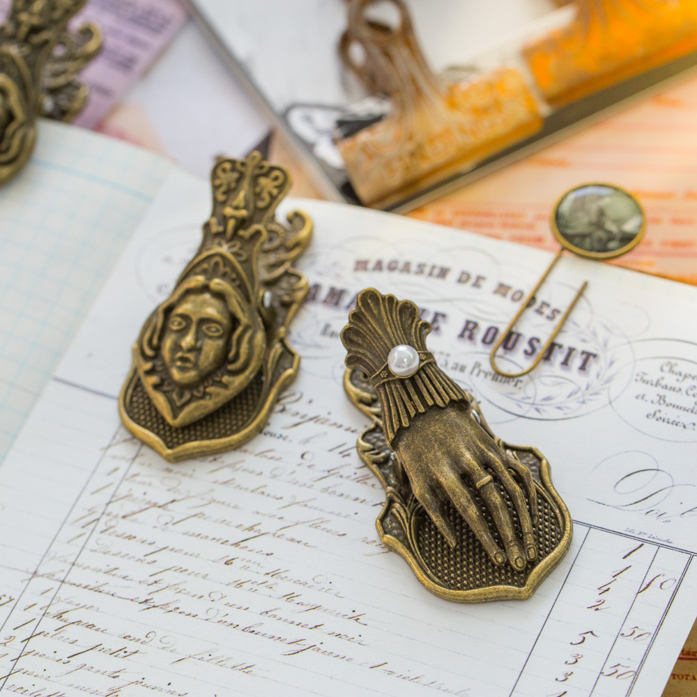 

1PCS Retro Pearl Lady Hand&Face Paper Clips Journal Notebook Decoration Cute S Props Brass Planner Clips Stationary Supplies