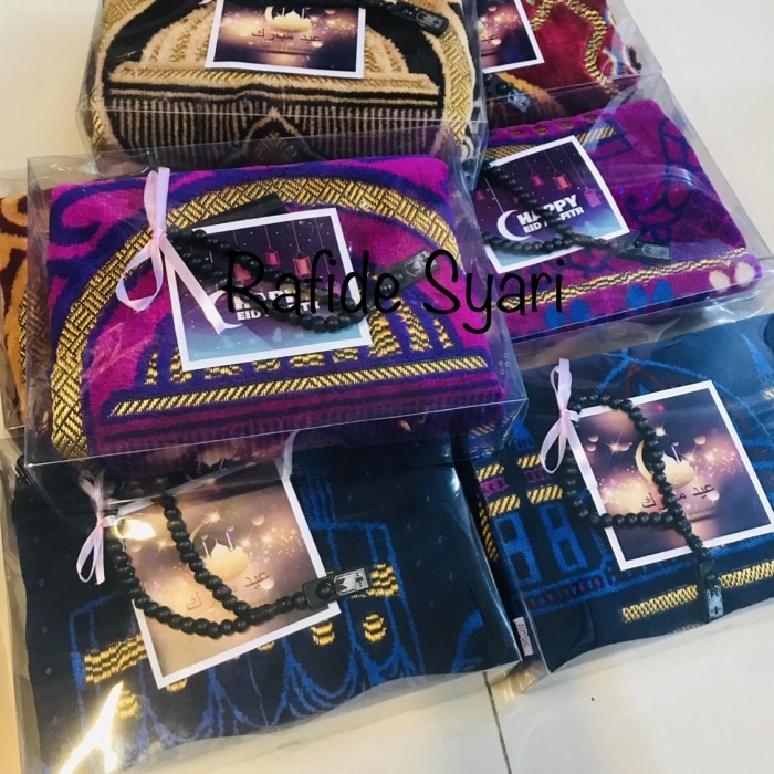 Hampers lebaran murah isi Sajadah tasbih - Random, Box mika tebal