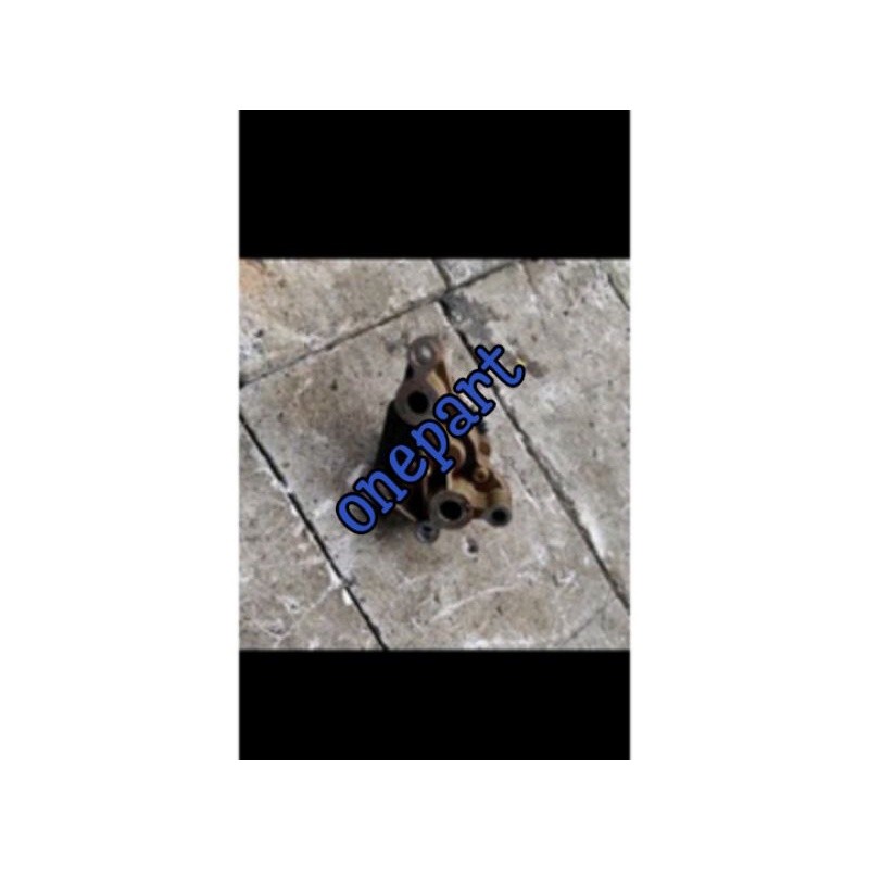 pompa oli Nissan march original