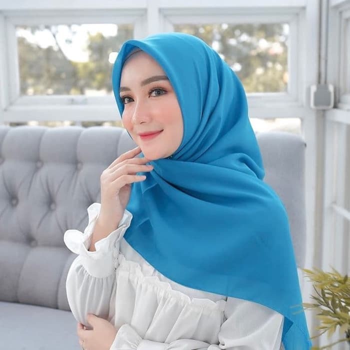 Fashion Official Jilbab/Kerudung Segi Empat Bella Square Terbaru Murah Warna Terlengkap Biru Toska P