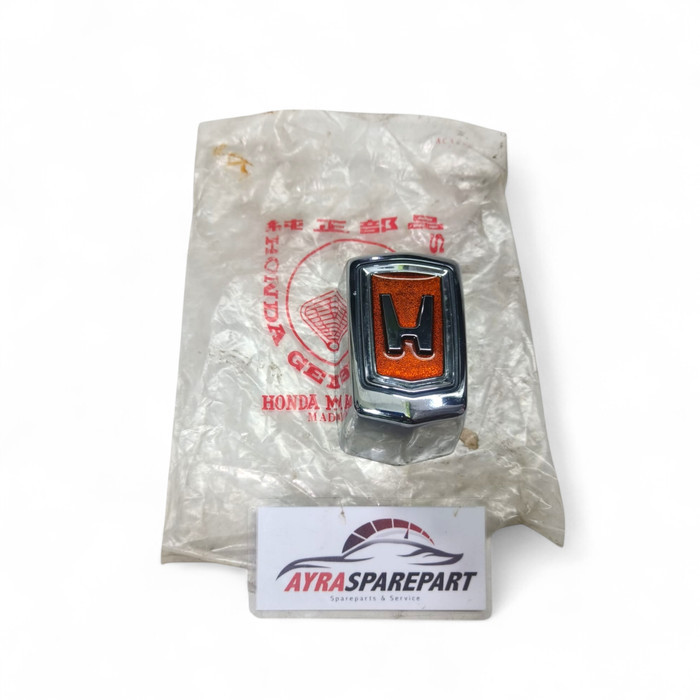 Emblem grill mobil Honda Civic Hi-Deluxe Deluxe 1978 1979 original US - Euro